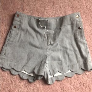 Jacadi never worn sz 8 side button sailor shorts